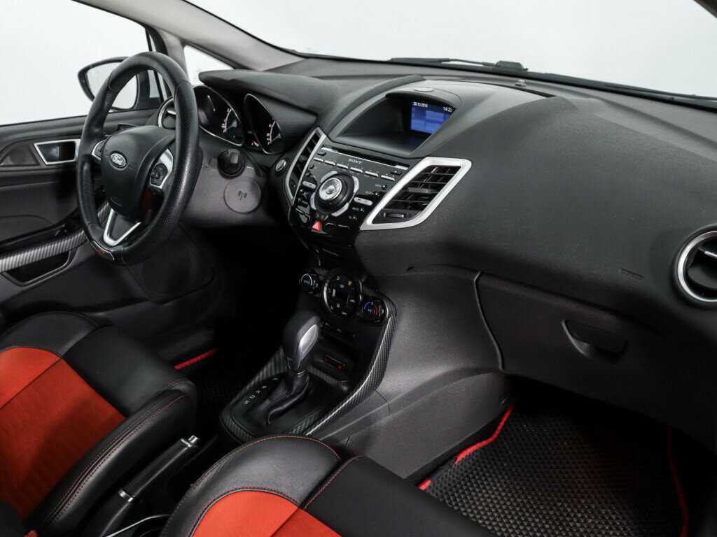 Ford Fiesta 2016 года с пробегом. Фото: #11