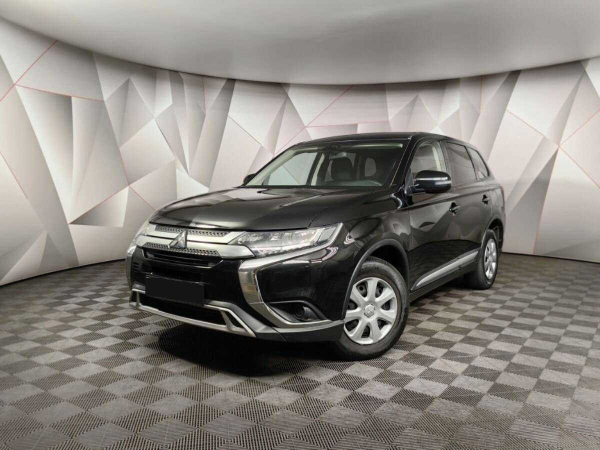Mitsubishi Outlander 2018 года с пробегом. Фото: #0