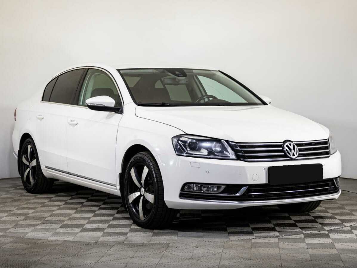 Volkswagen Passat 2013 года с пробегом. Фото: #2