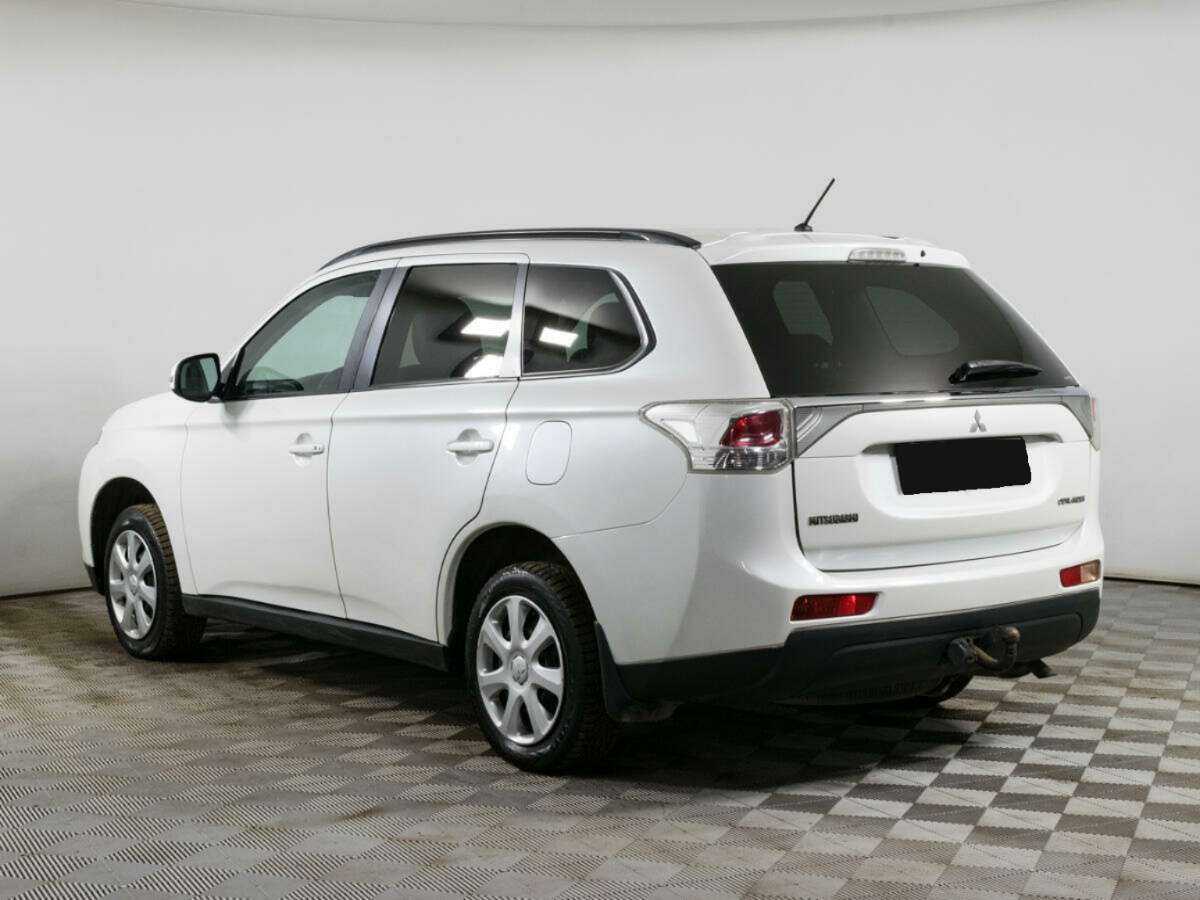 Mitsubishi Outlander 2013 года с пробегом. Фото: #5