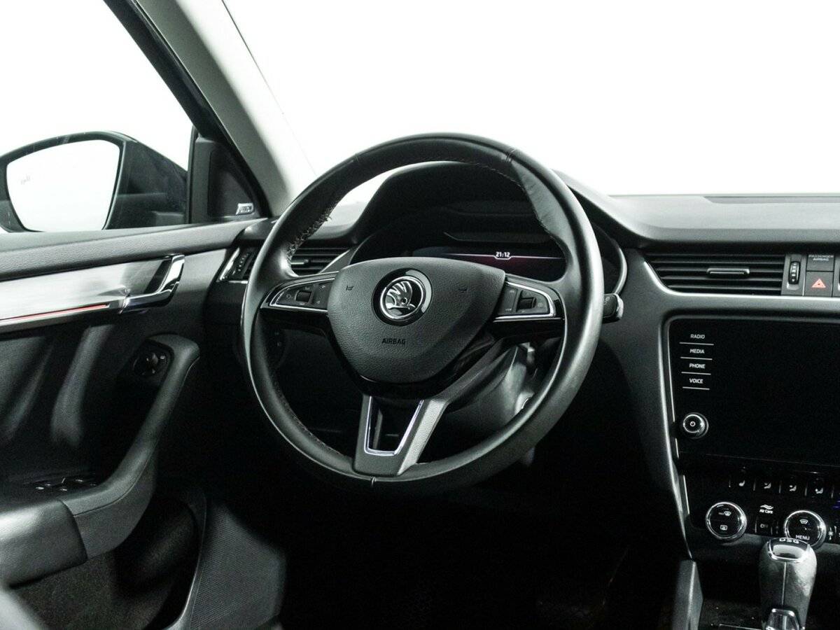 Skoda Octavia 2019 года с пробегом. Фото: #16