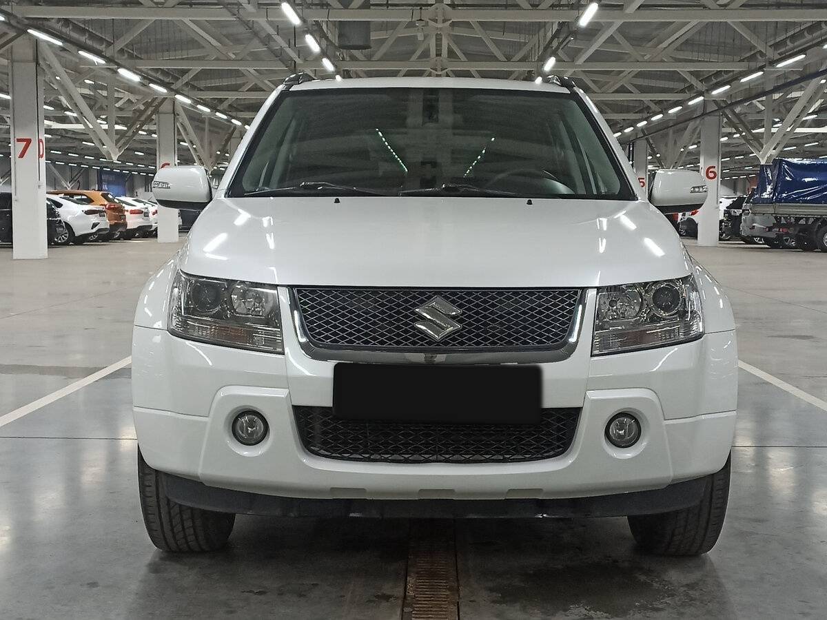 Suzuki Grand Vitara 2013 года с пробегом. Фото: #1