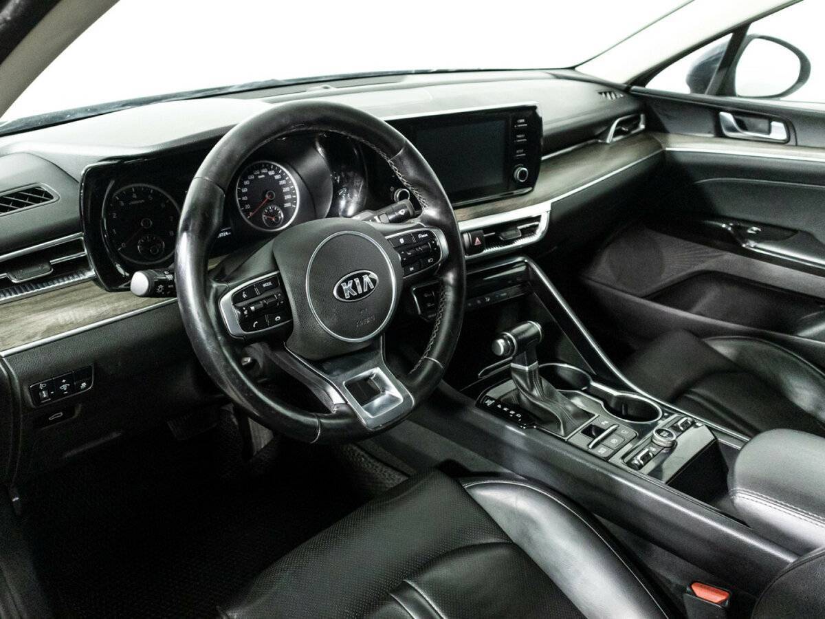 Kia K5 2021 года с пробегом. Фото: #11