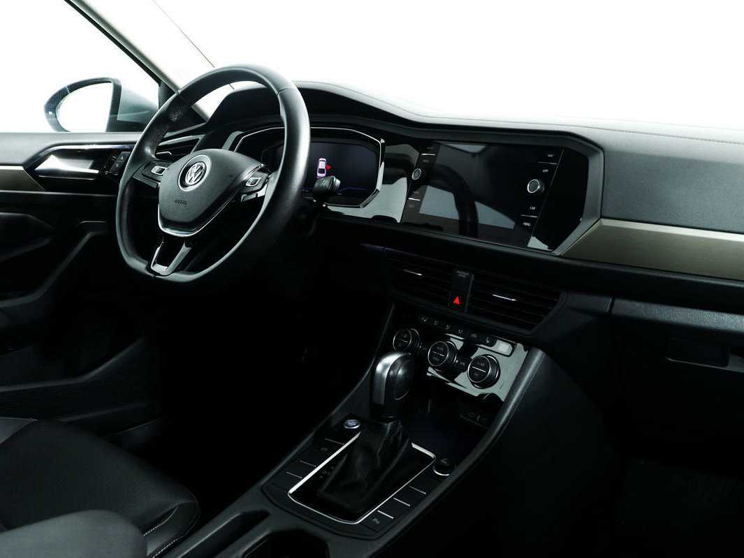 Volkswagen Jetta 2020 года с пробегом. Фото: #8
