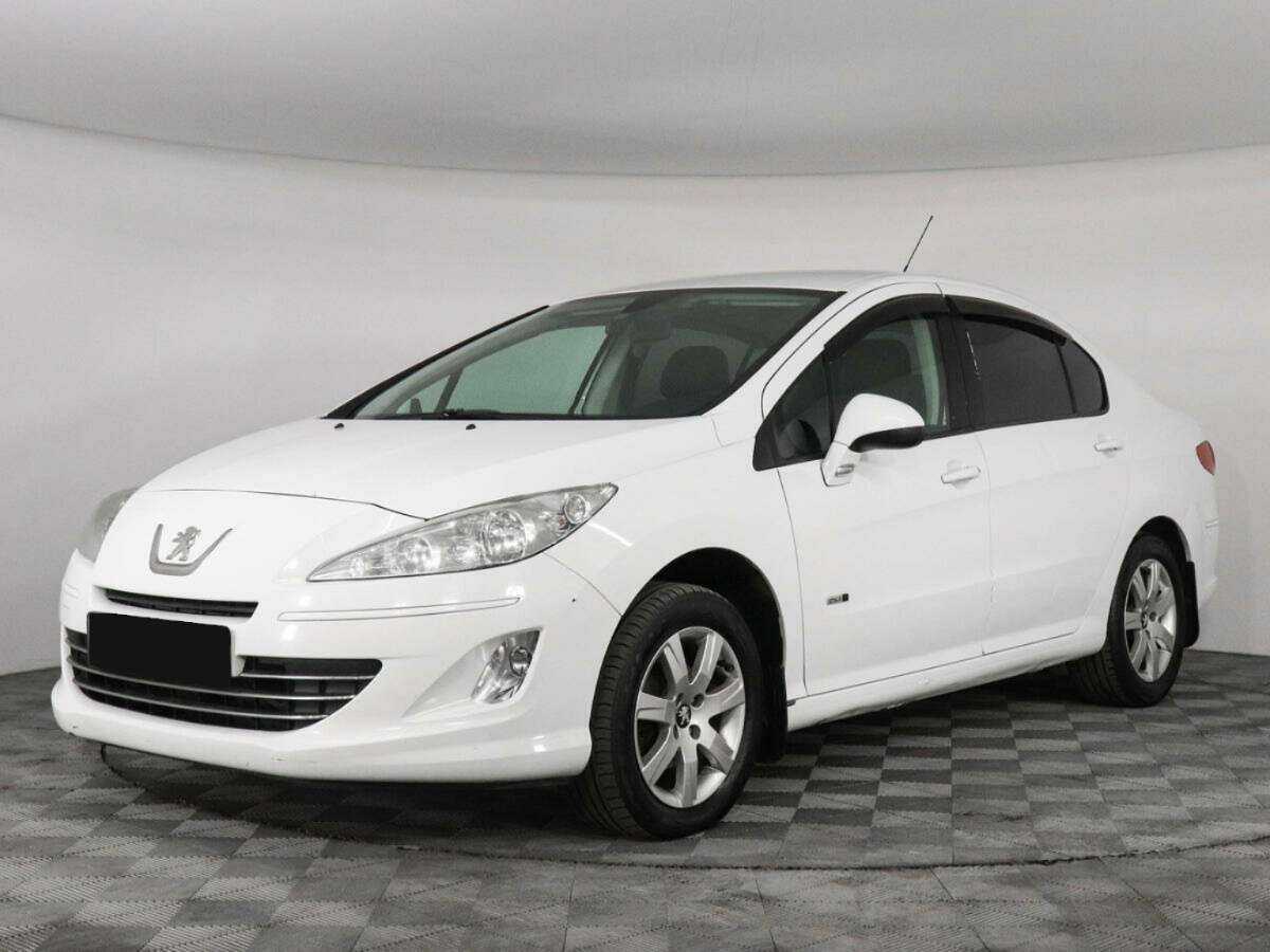 Peugeot 408 2014 года с пробегом. Посмотреть фото