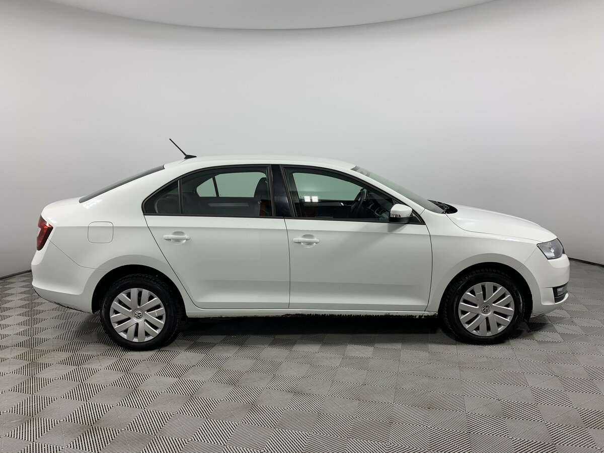 Skoda Rapid 2019 года с пробегом. Фото: #3