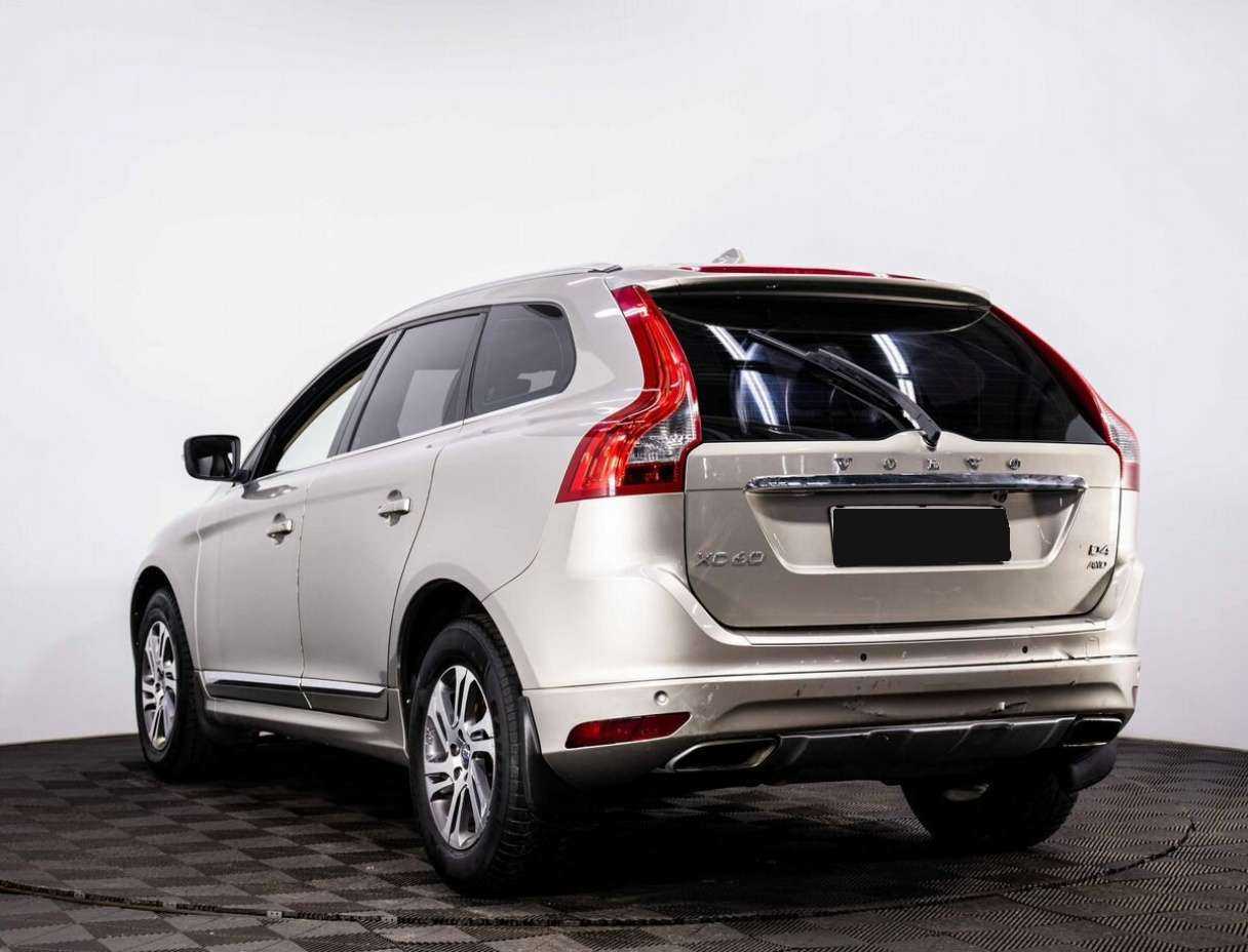 Volvo XC60 2014 года с пробегом. Фото: #3