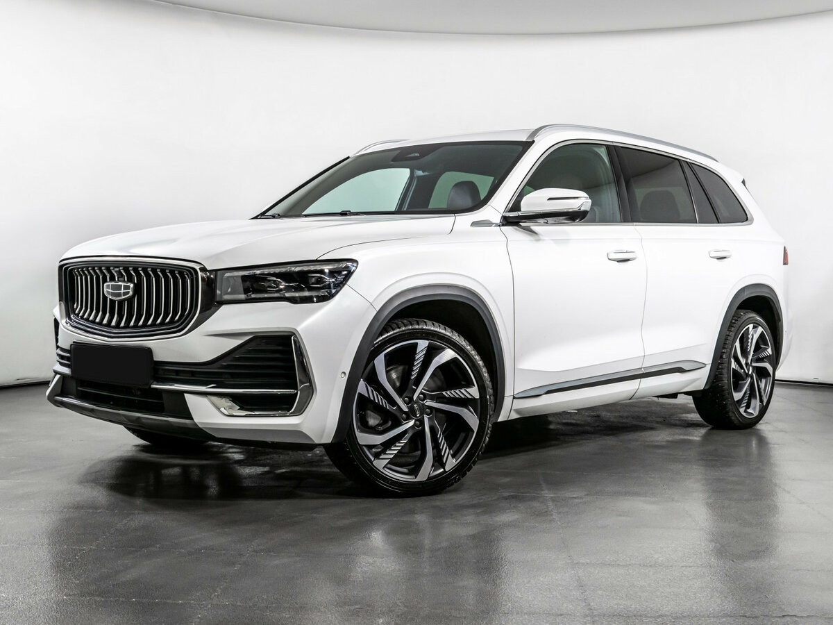 Geely Monjaro 2023 года с пробегом. Посмотреть фото