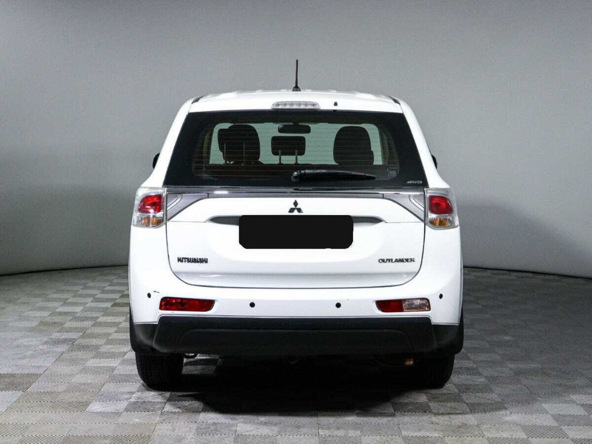 Mitsubishi Outlander 2013 года с пробегом. Фото: #5