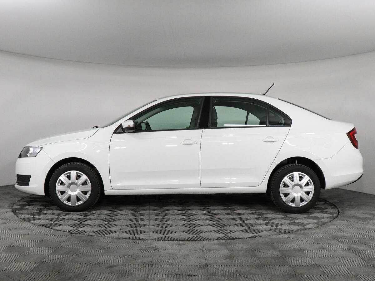 Skoda Rapid 2019 года с пробегом. Посмотреть фото