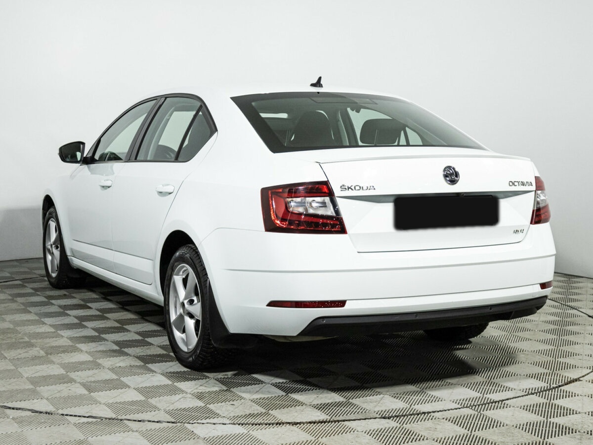 Skoda Octavia 2017 года с пробегом. Фото: #6