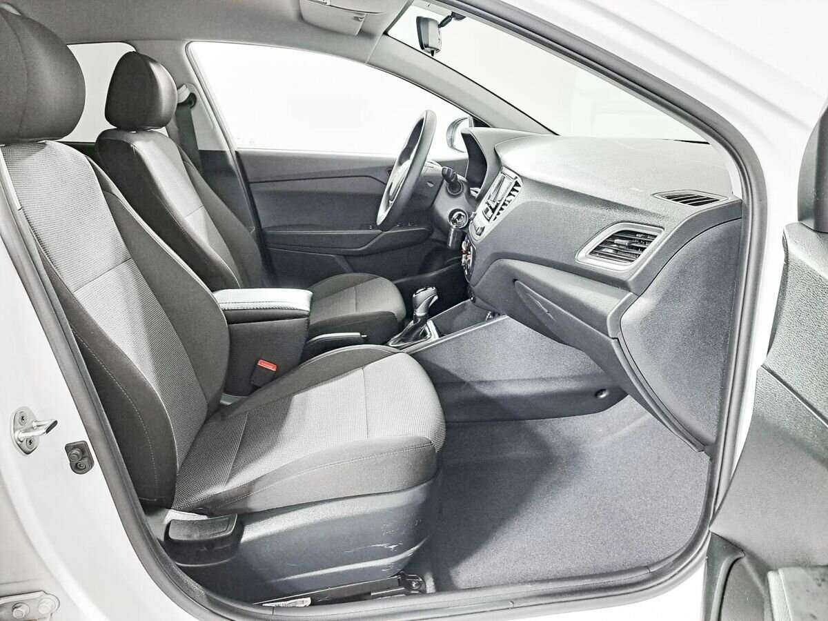 Hyundai Solaris 2021 года с пробегом. Фото: #8