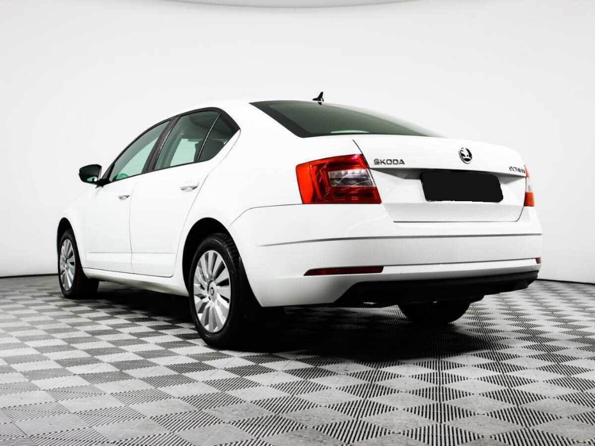 Skoda Octavia 2018 года с пробегом. Фото: #6