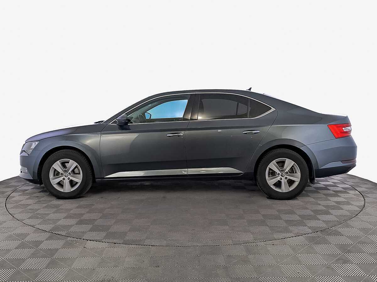 Skoda Superb 2019 года с пробегом. Фото: #7
