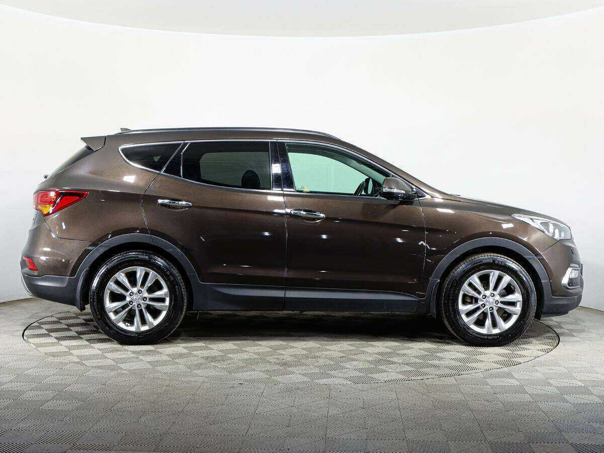 Hyundai Santa Fe 2018 года с пробегом. Фото: #3
