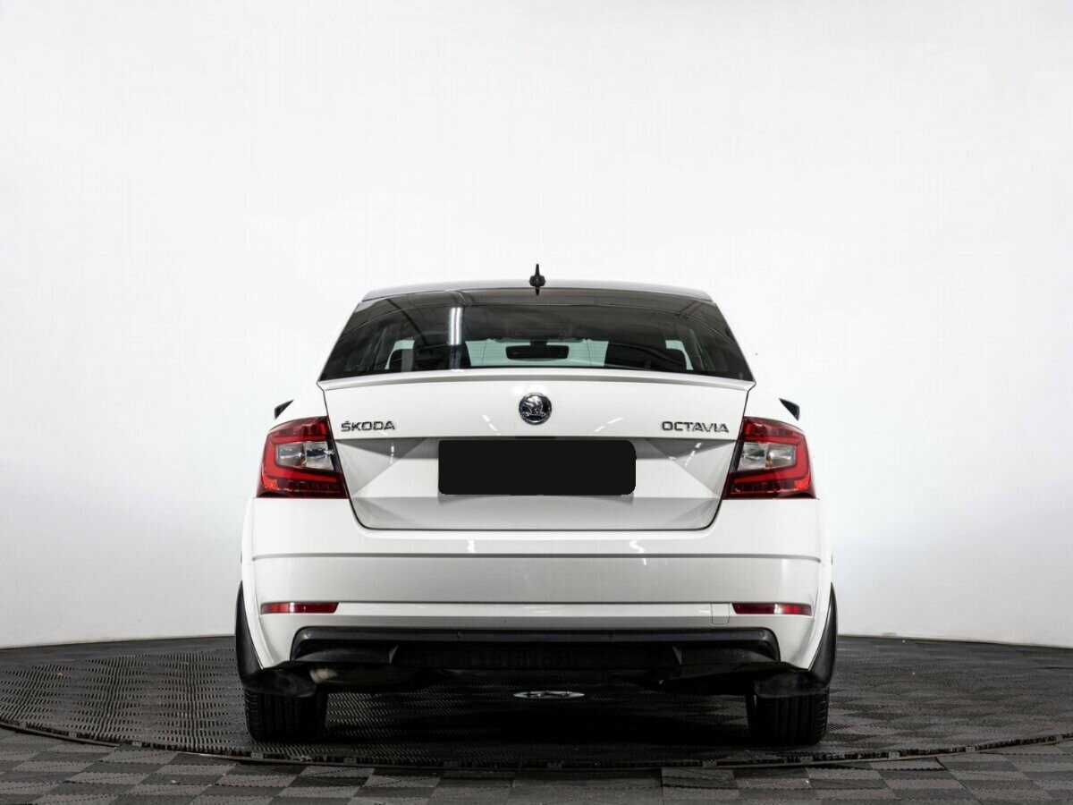 Skoda Octavia 2018 года с пробегом. Фото: #4