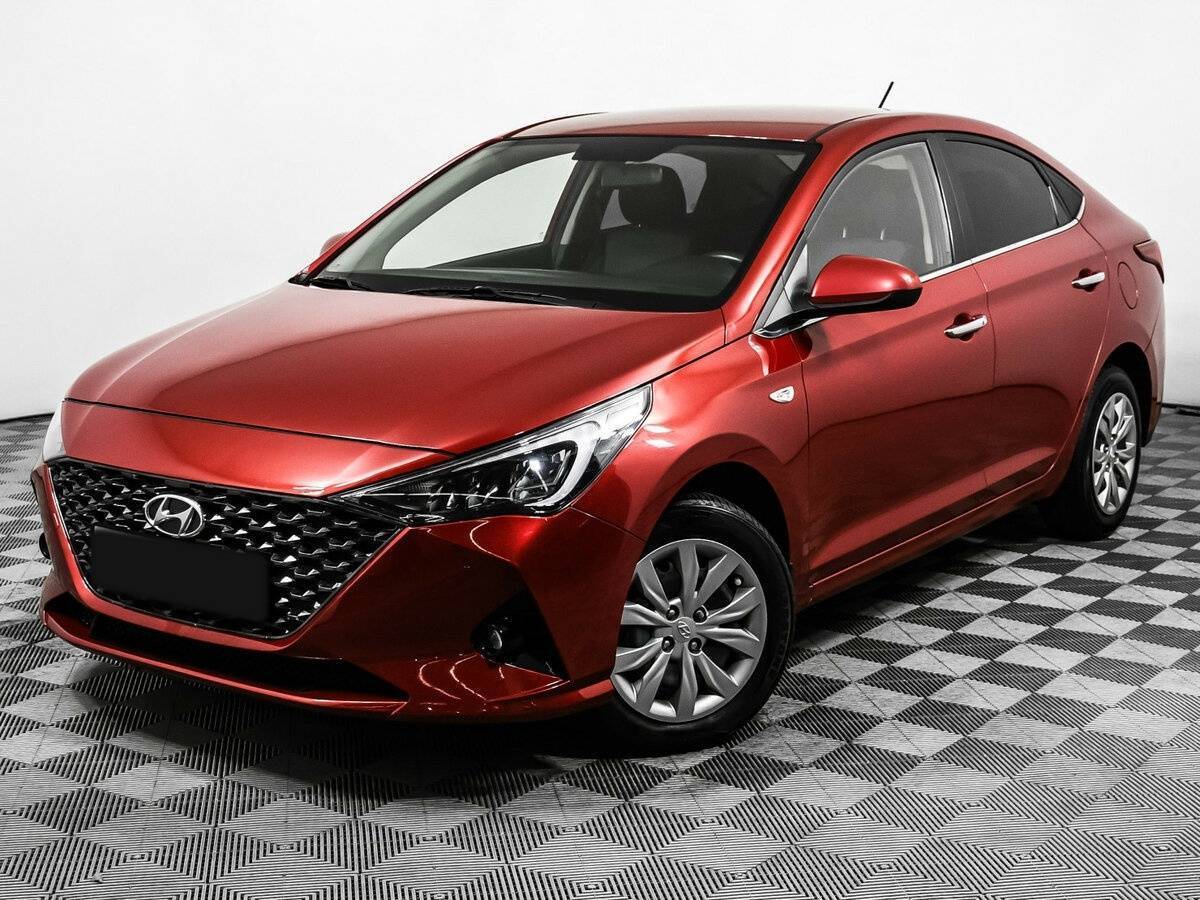 Hyundai Solaris 2021 года с пробегом. Посмотреть фото