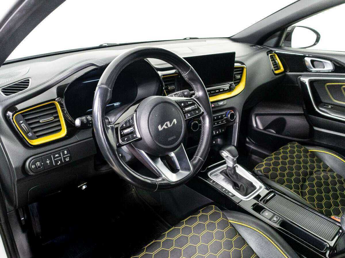 Kia XCeed 2021 года с пробегом. Фото: #10