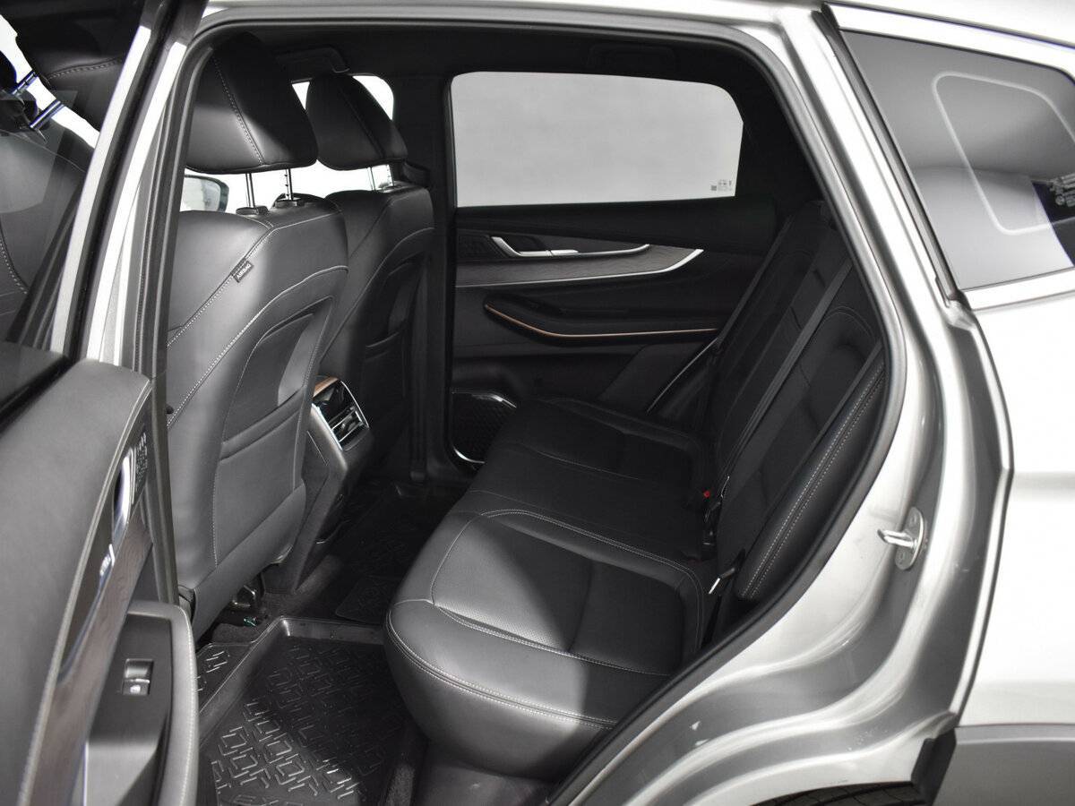 EXEED LX 2024 года с пробегом. Фото: #11