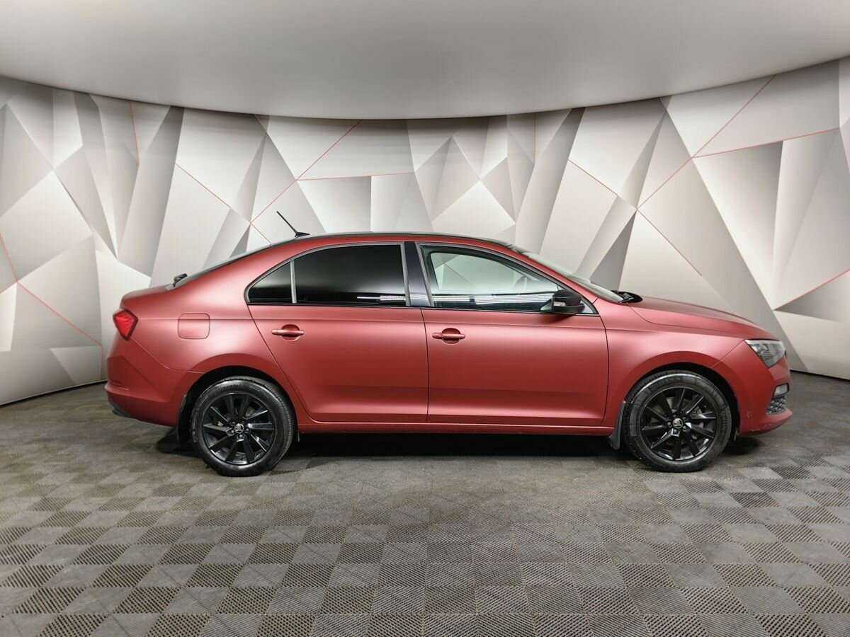 Skoda Rapid 2021 года с пробегом. Фото: #5