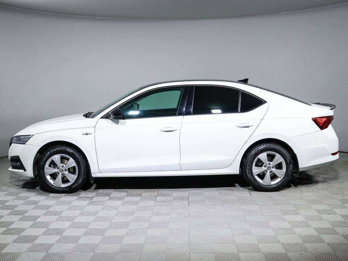 Skoda Octavia 2021 года с пробегом. Фото: #6