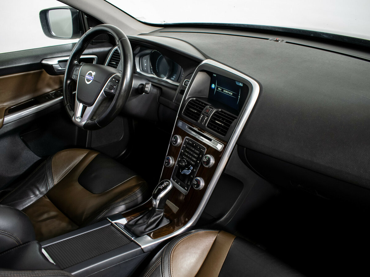 Volvo XC60 2015 года с пробегом. Фото: #10
