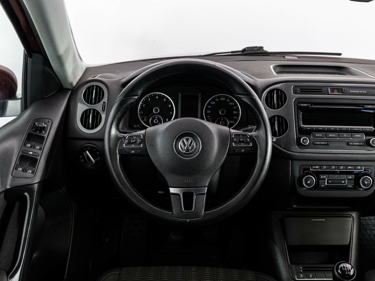 Volkswagen Tiguan 2012 года с пробегом. Фото: #8