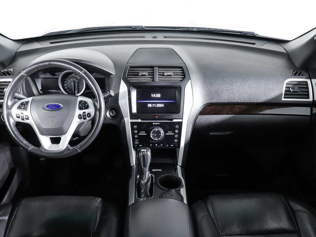 Ford Explorer 2013 года с пробегом. Фото: #13