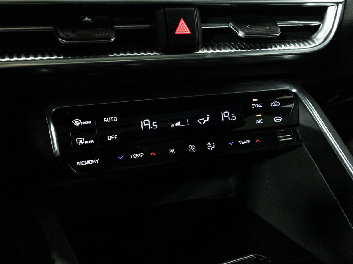 Kia K5 2021 года с пробегом. Фото: #22