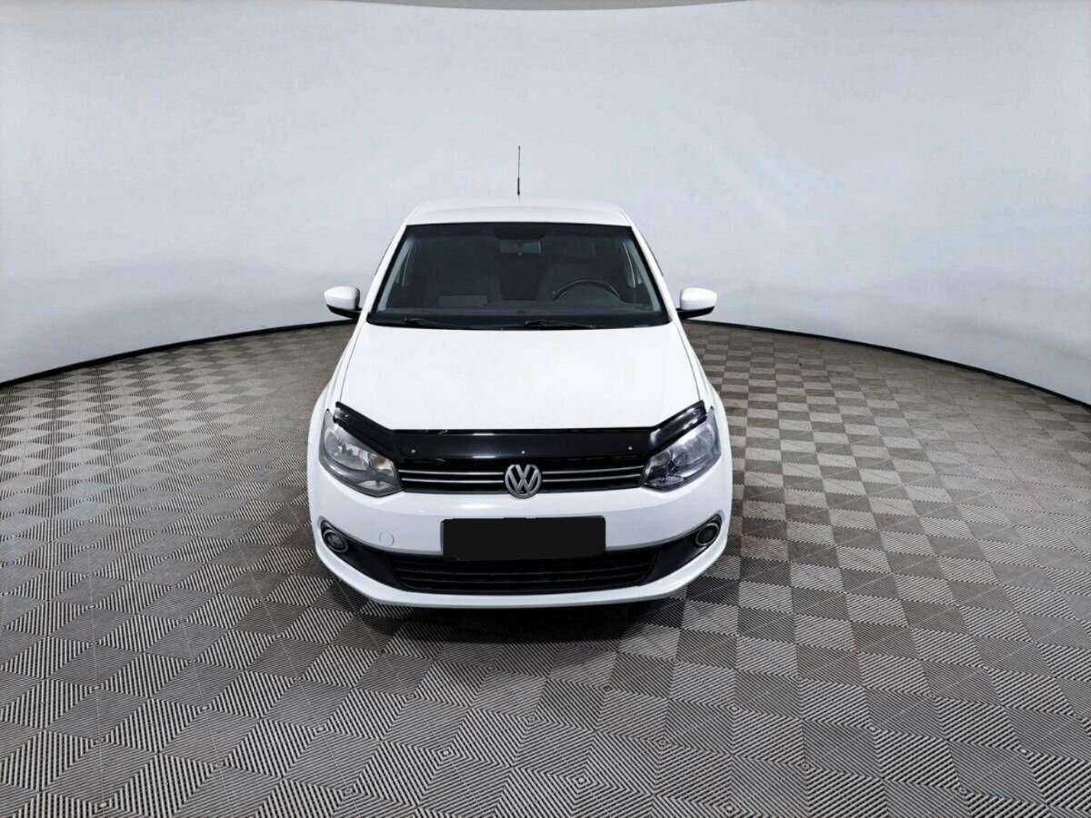 Volkswagen Polo 2012 года с пробегом. Посмотреть фото