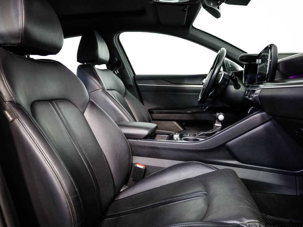 Kia K5 2020 года с пробегом. Фото: #12