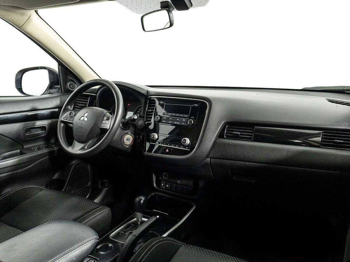 Mitsubishi Outlander 2020 года с пробегом. Фото: #8