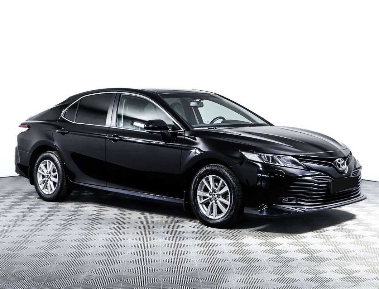 Toyota Camry 2020 года с пробегом. Посмотреть фото