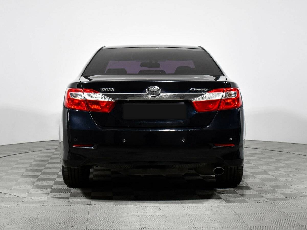 Toyota Camry 2013 года с пробегом. Фото: #4