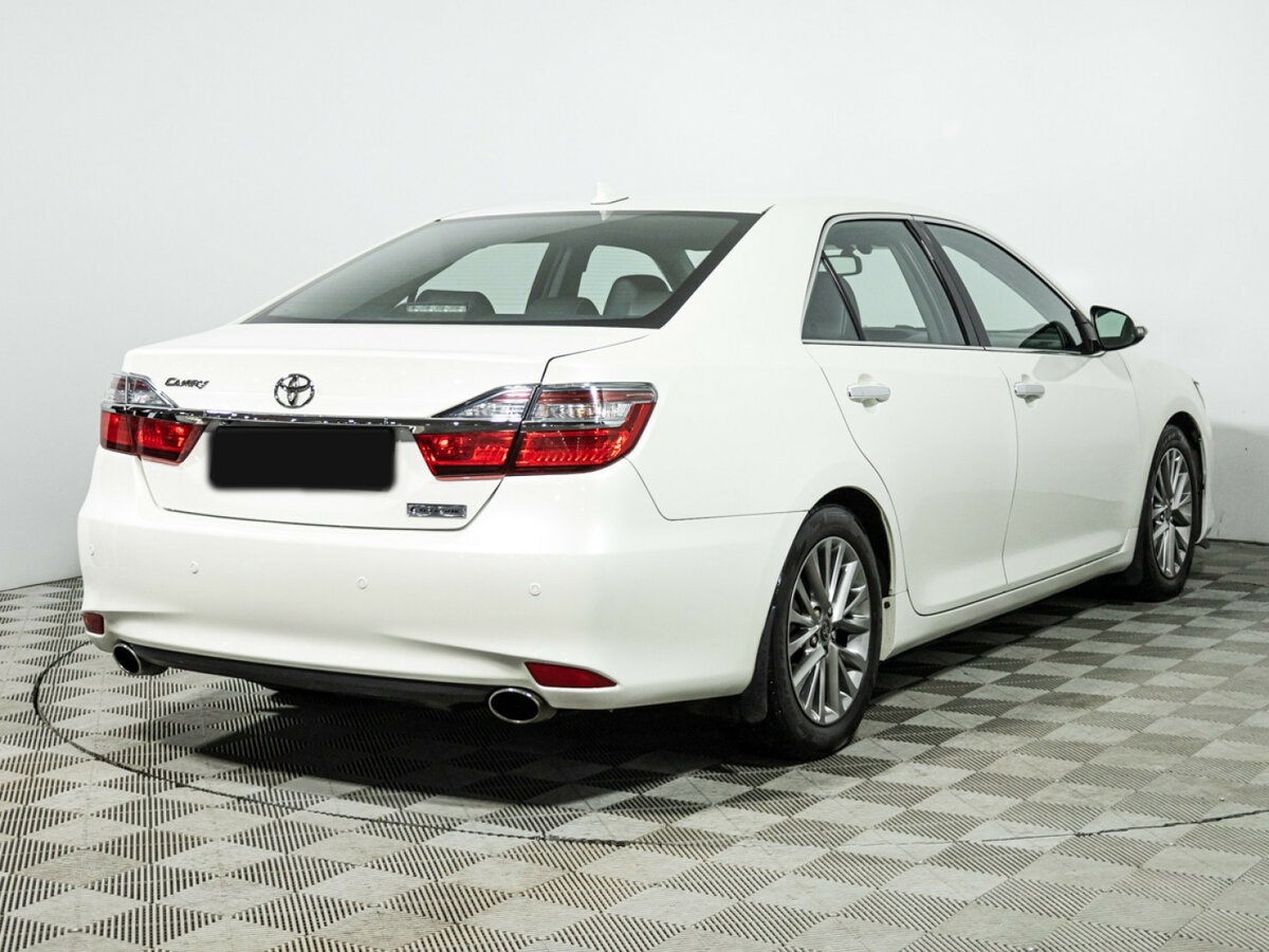 Toyota Camry 2017 года с пробегом. Фото: #4