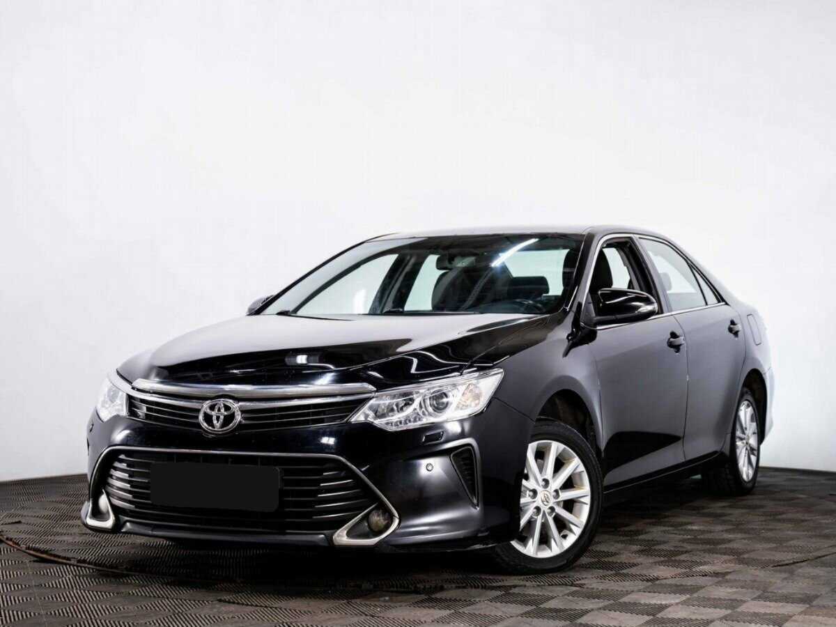 Toyota Camry 2016 года с пробегом. Посмотреть фото