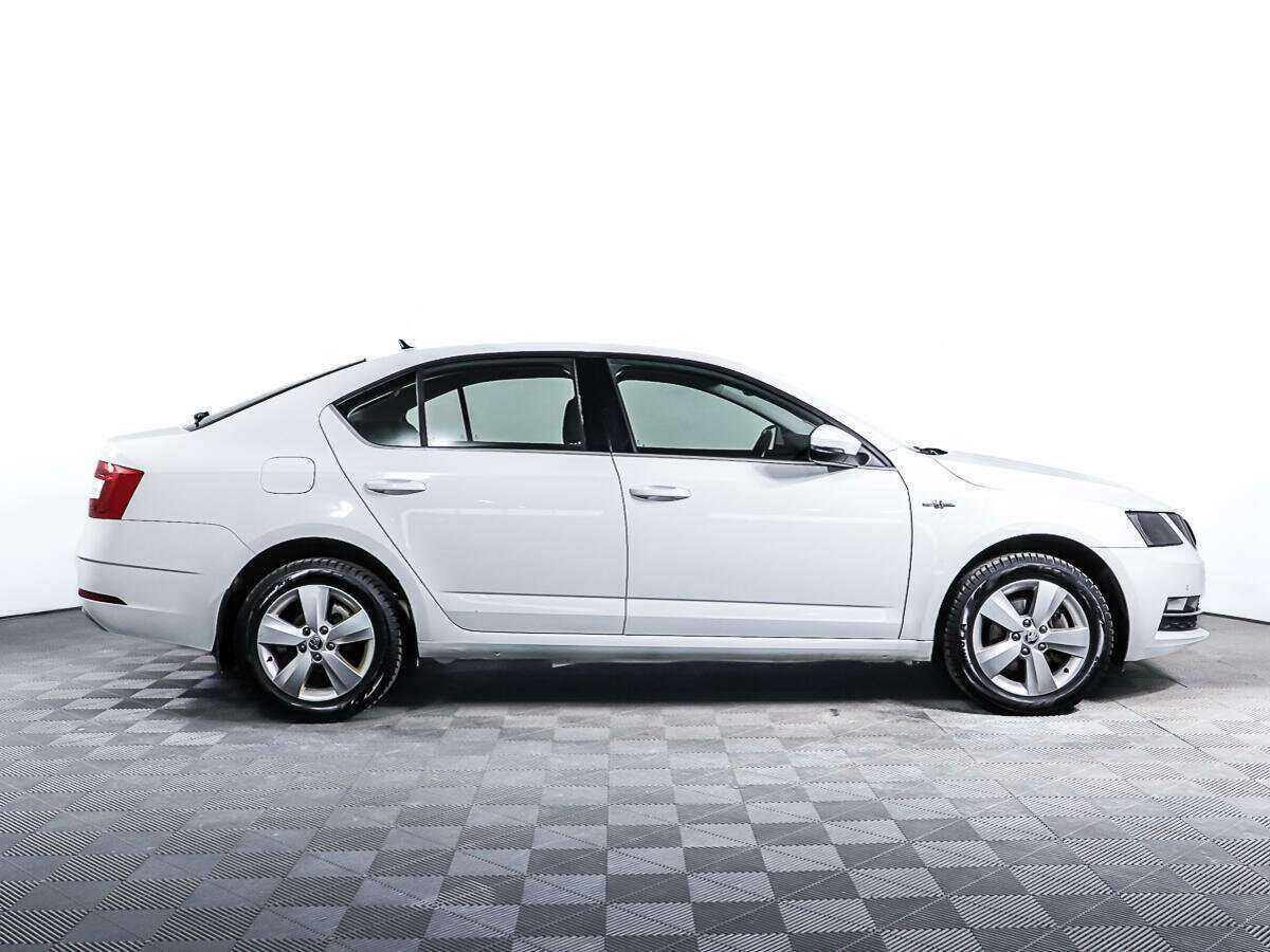 Skoda Octavia 2020 года с пробегом. Фото: #2