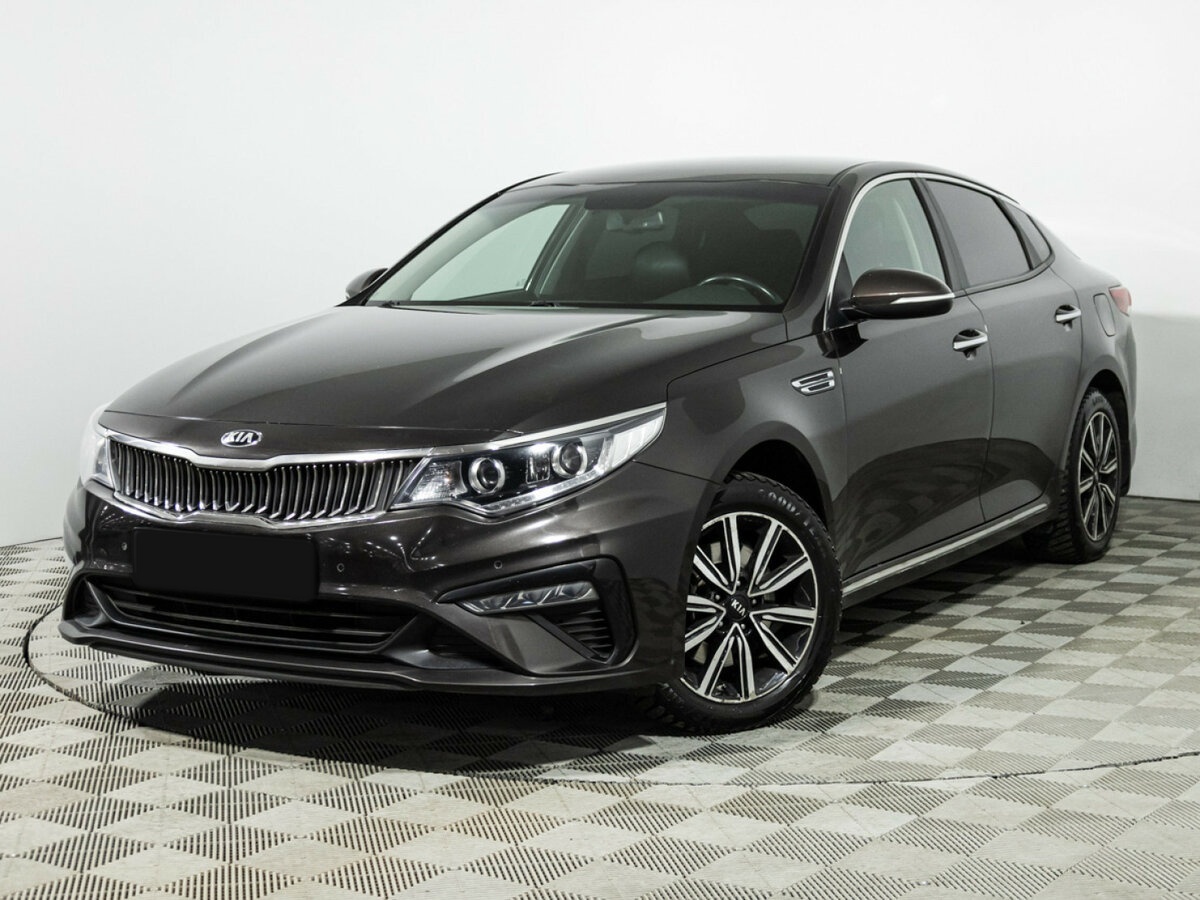 Kia Optima 2018 года с пробегом. Посмотреть фото