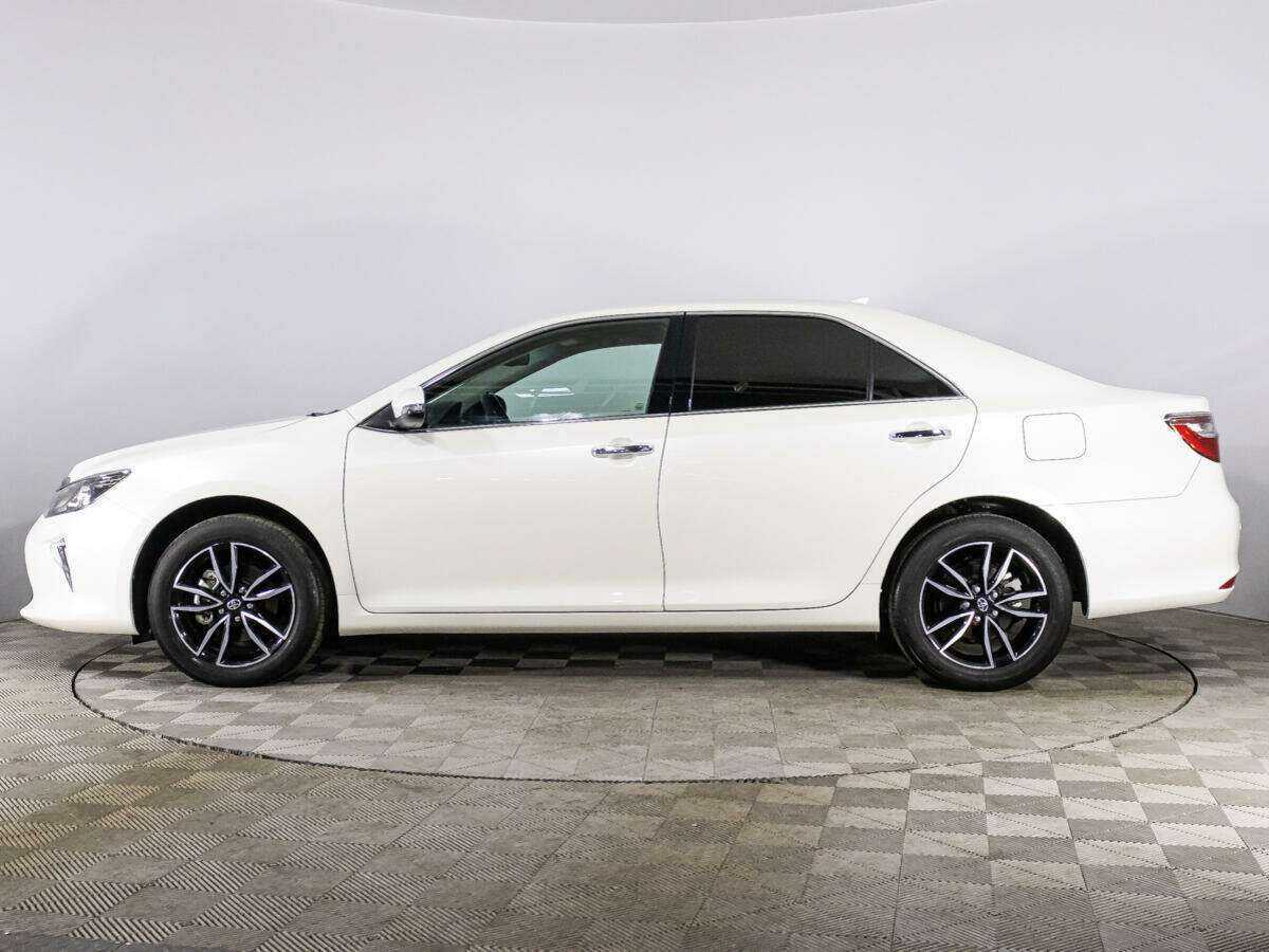 Toyota Camry 2017 года с пробегом. Фото: #7