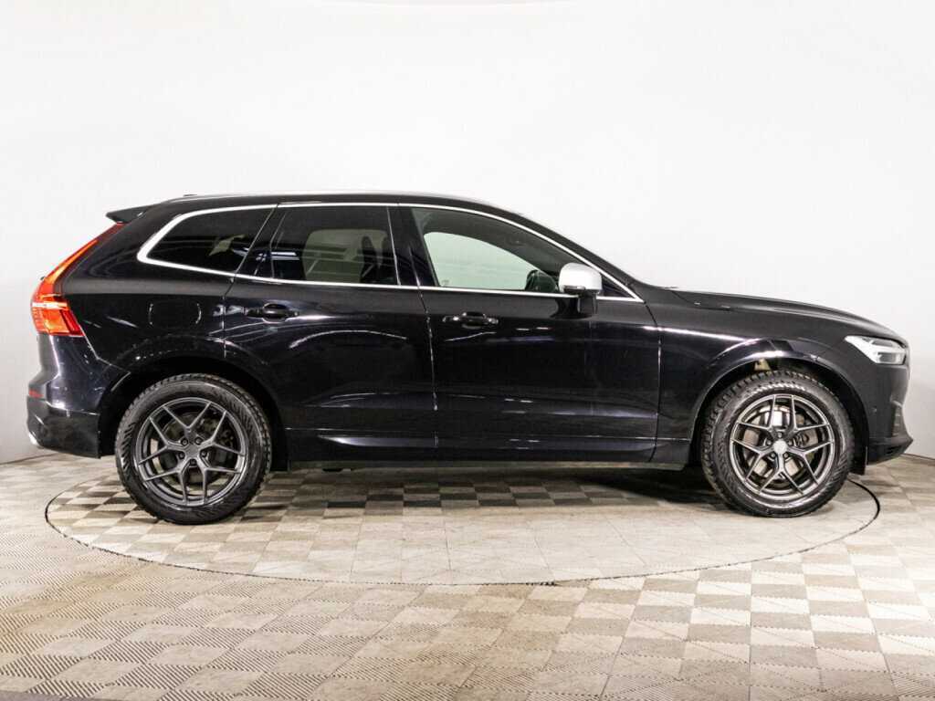 Volvo XC60 2018 года с пробегом. Фото: #3