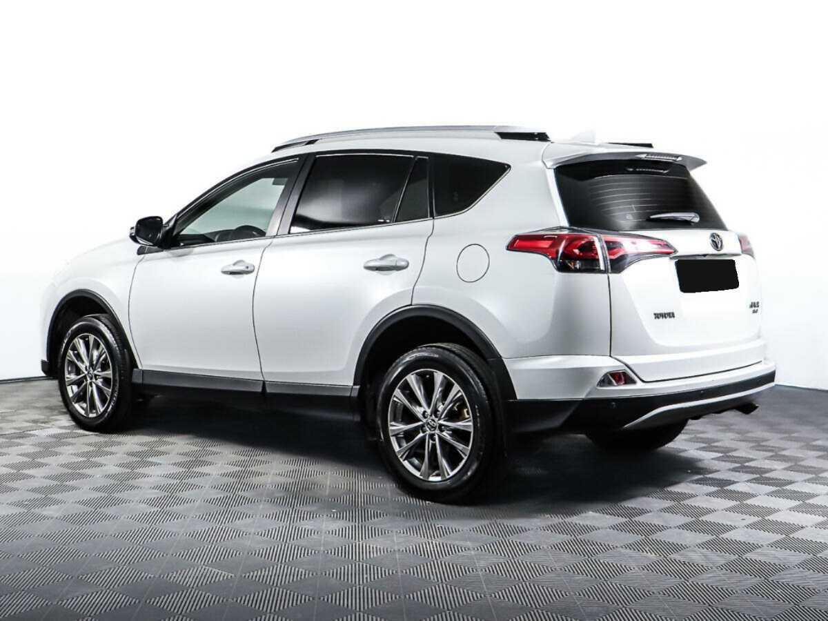 Toyota RAV4 2018 года с пробегом. Фото: #6