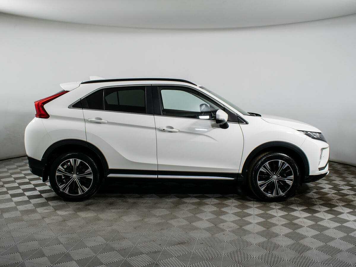 Mitsubishi Eclipse Cross 2019 года с пробегом. Фото: #3