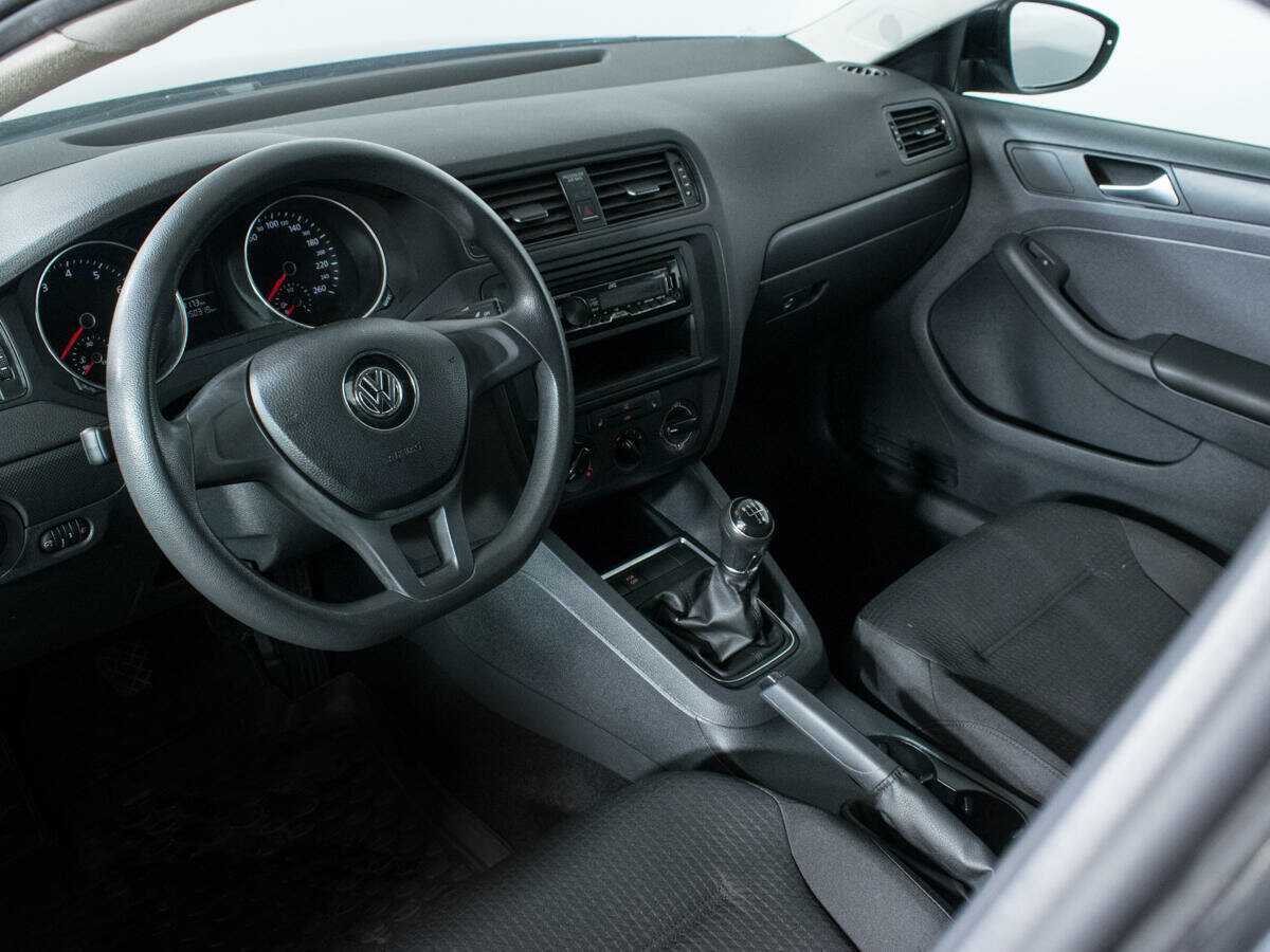 Volkswagen Jetta 2015 года с пробегом. Фото: #12