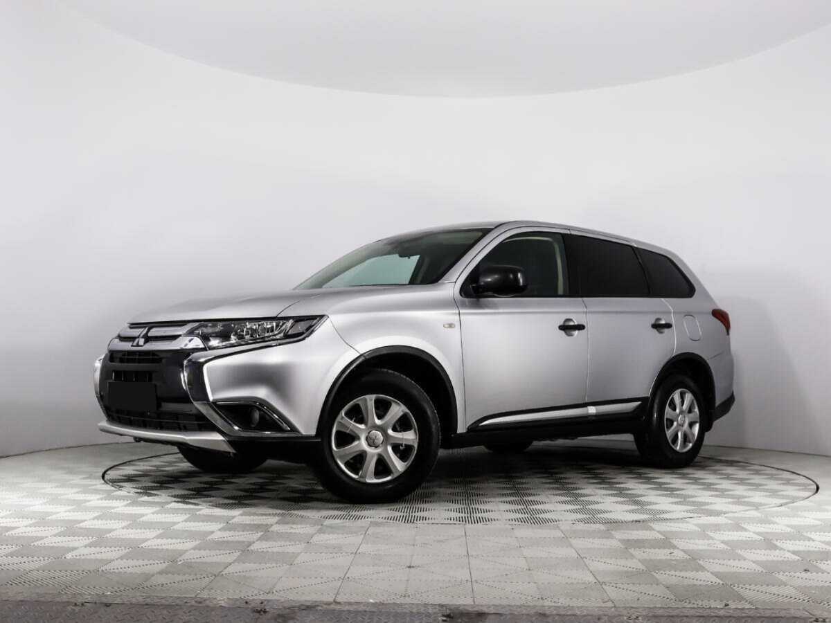 Mitsubishi Outlander 2018 года с пробегом. Фото: #0