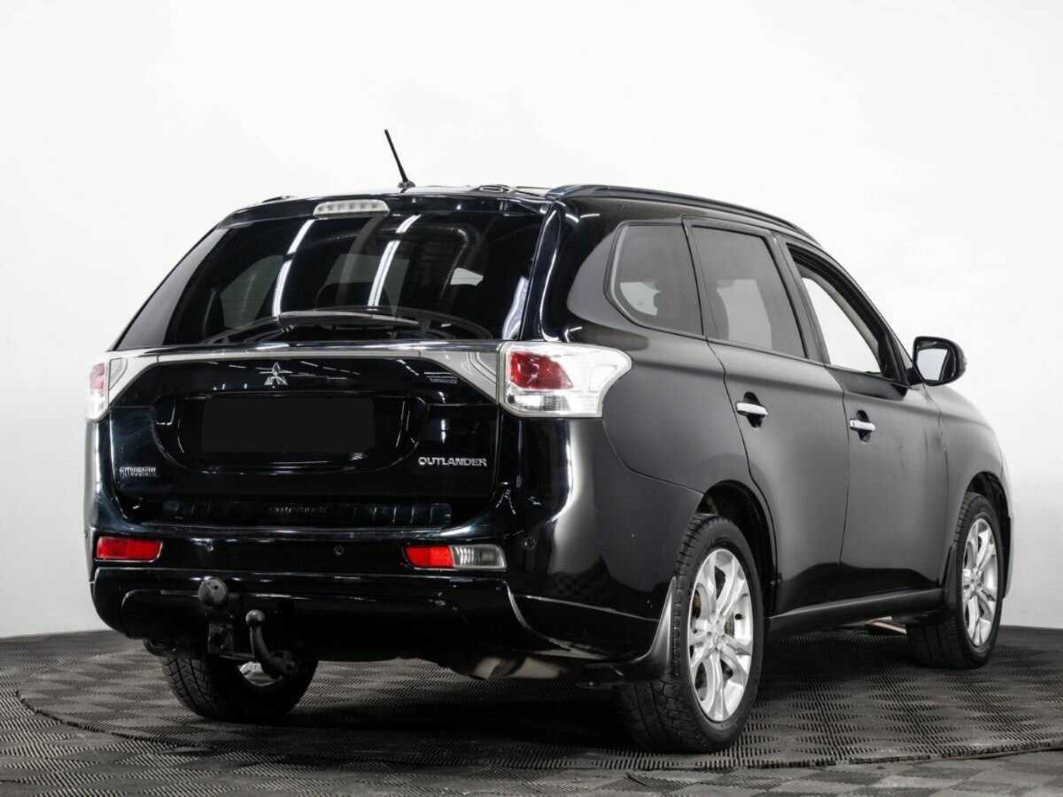 Mitsubishi Outlander 2013 года с пробегом. Фото: #3
