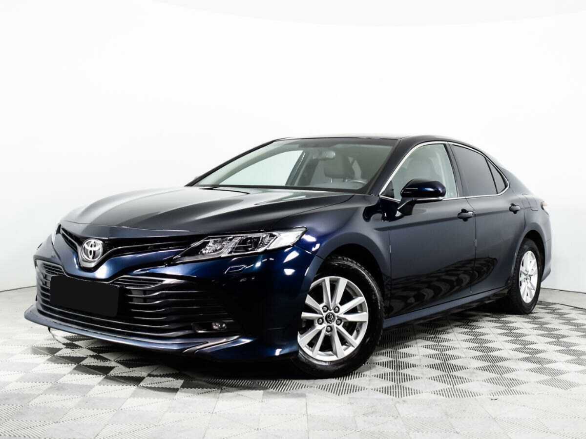 Toyota Camry 2019 года с пробегом. Посмотреть фото