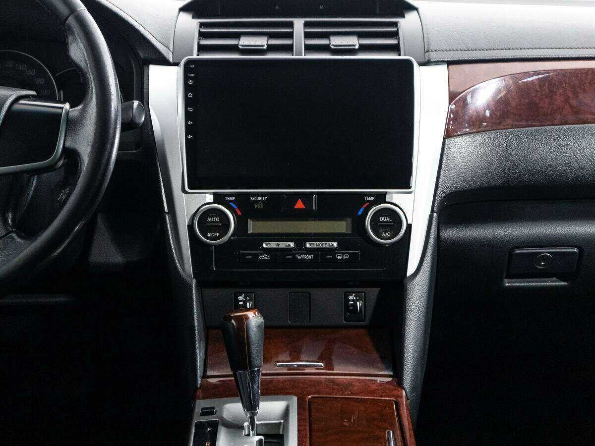 Toyota Camry 2012 года с пробегом. Фото: #13