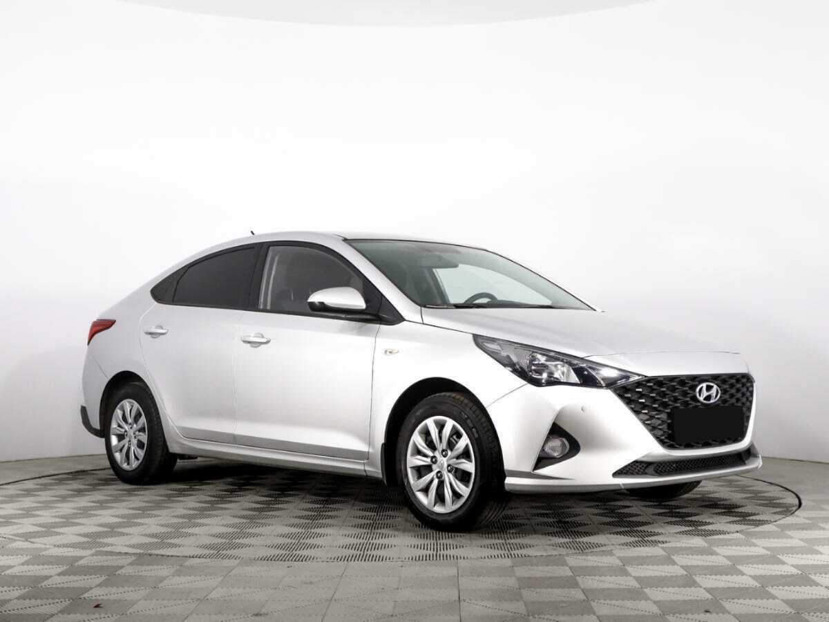 Hyundai Solaris 2021 года с пробегом. Фото: #2