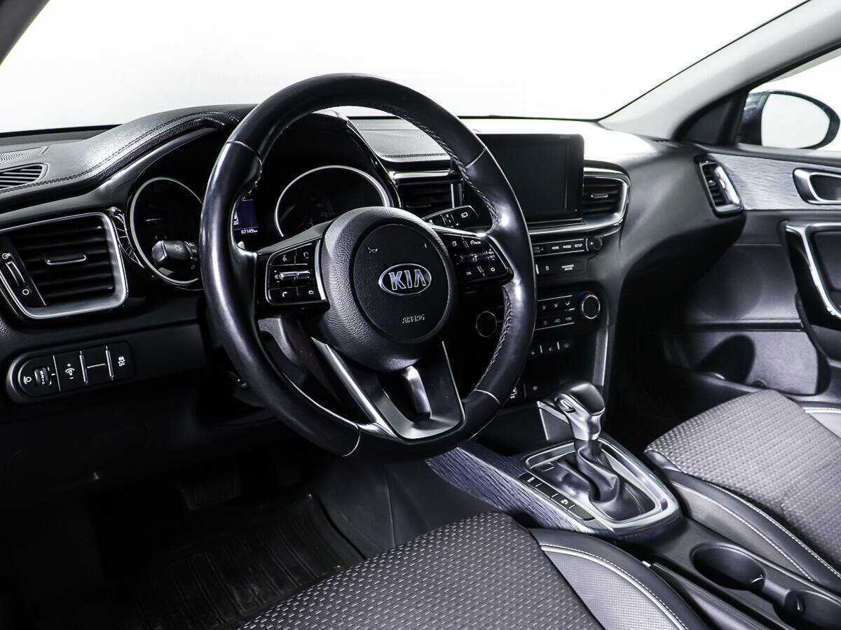 Kia Ceed 2018 года с пробегом. Фото: #11