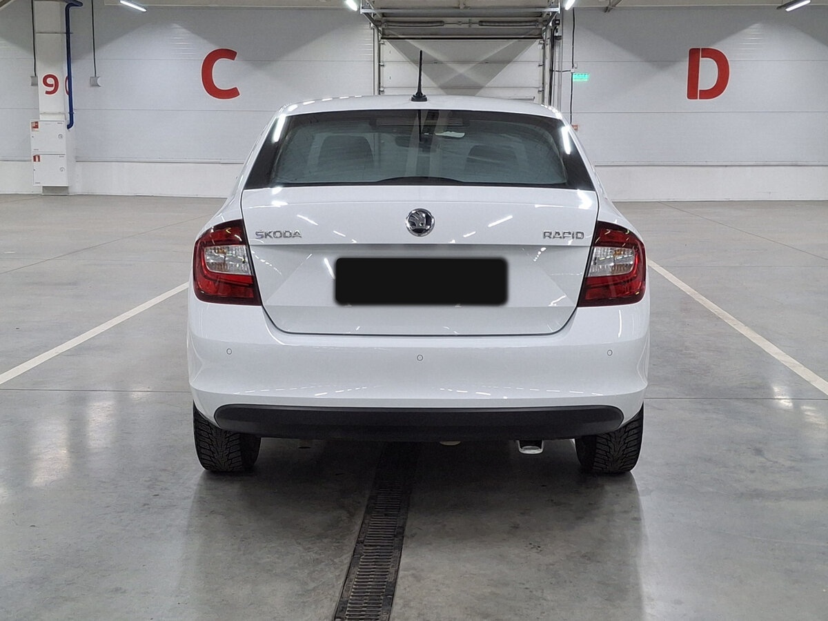 Skoda Rapid 2018 года с пробегом. Фото: #5